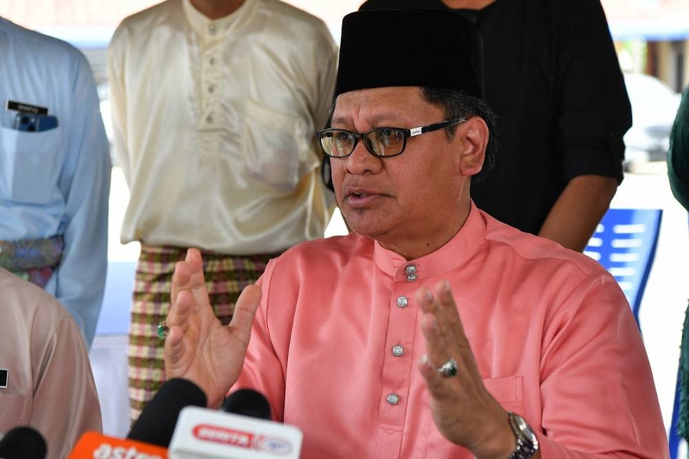 Road Transport Department’s (JPJ) director-general Datuk Zailani Hashim speaks during a press conference at the Aidilfitri open house at JPJ Terengganu in Kuala Terengganu May 22, 2022. — Bernama pic
