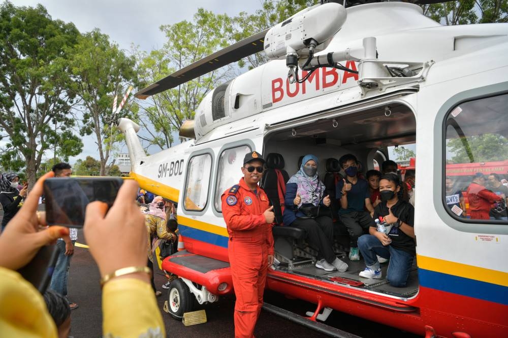 PM: Govt approves RM132.2m development allocation for Fire and Rescue Dept - Vimarsana News