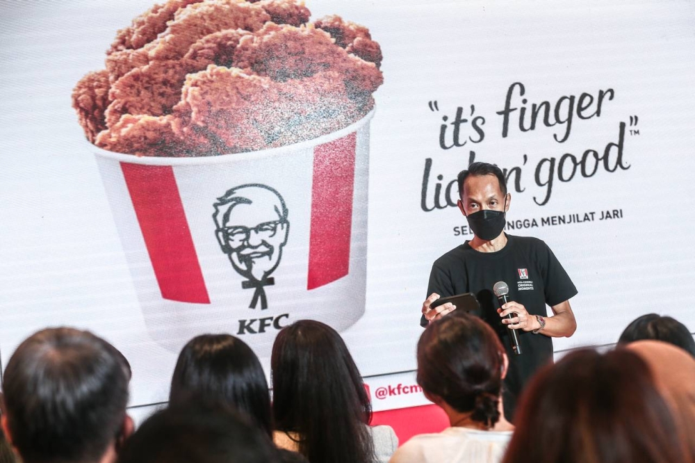 KFC Malaysia brand head Stephen Chew said they did not have a timeline as to when the problem would be resolved and were working round the clock to find alternatives. — Picture by Hari Anggara