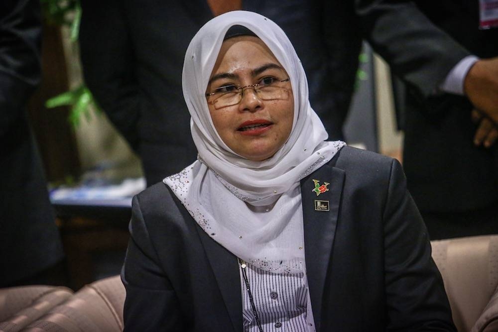 In a statement today, Higher Education Minister Datuk Seri Noraini Ahmad said that the pending reports are from the Sultanah Bahiyah Hospital, the Malaysian Chemistry Department and the police. — Picture by Hari Anggara
