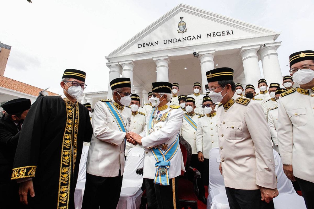 Ahmad Fuzi (centre) said it was reasonable for Penang to get more federal funds for development considering its GDP contribution. — Picture by Sayuti Zainudin