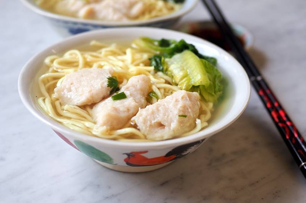 You can also get fresh fish paste noodles here for RM8 with a clear, simple broth paired with Sungai Lembing noodles