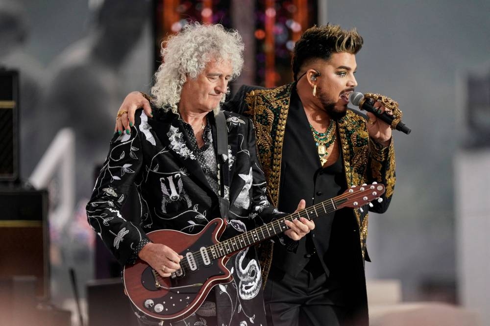 'Queen   Adam Lambert' perform at Queen Elizabeth's Platinum Jubilee concert in front of Buckingham Palace, London, Britain June 4, 2022. — Alberto Pezzali/Pool via Reuters