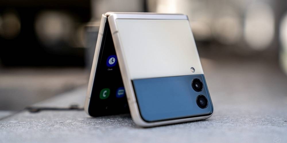Samsung Galaxy Z Fold 3 and Z Flip 3 can now connect to DNB’s network via Yes 5G
