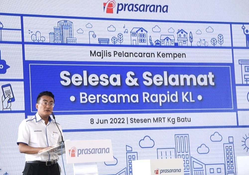 Prasarana group president and chief executive officer Mohd Azharuddin Mat Sah speaks during the launch of the Comfort and Safe with Rapid KL Campaign at the Kampung Batu MRT Station in Kuala Lumpur, June 8, 2022. — Bernama pic 