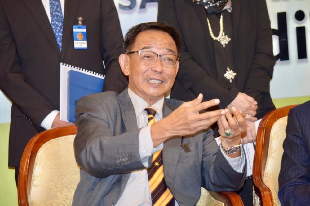 Datuk Abdul Karim Rahman Hamzah believed that contests for the vice president’s posts upwards in the party’s supreme council was unlikely due to the ‘feel good’ factor resulting from GPS’ landslide victory in the state polls last December. ― Picture by Roystein Emmor via Borneo Post