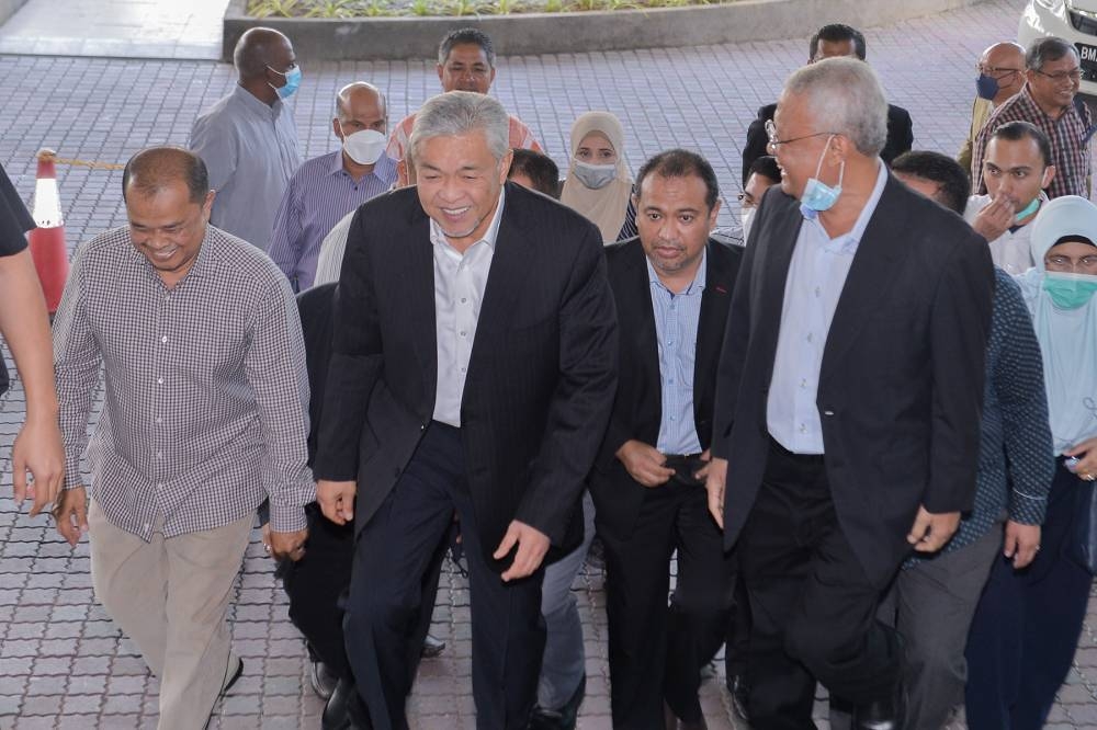 Datuk Seri Ahmad Zahid Hamidi arrives at the Shah Alam High Court June 13,2022. — Picture by Miera Zulyana