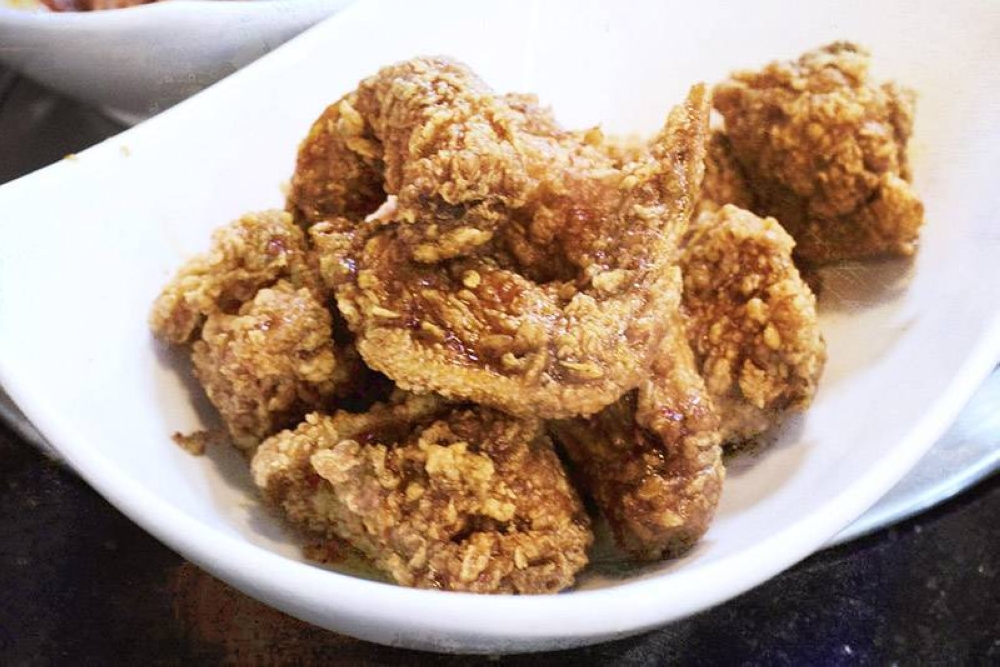 Hot Soy Sauce with Garlic Fried Chicken.