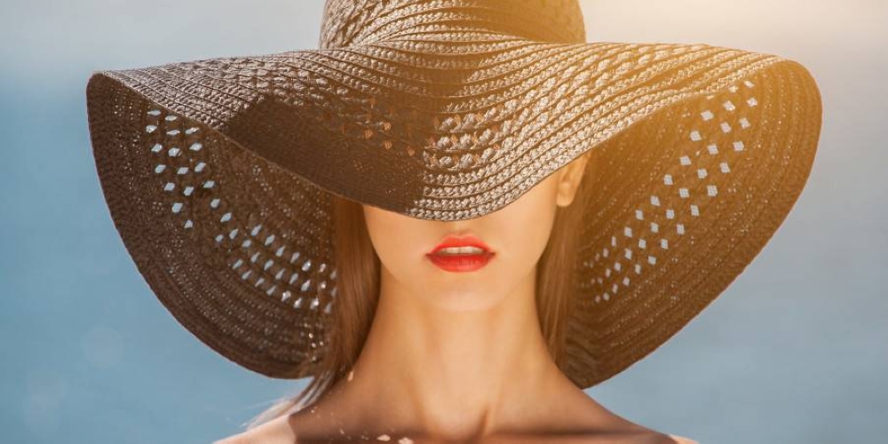 Three golden rules for keeping makeup in place in hot weather