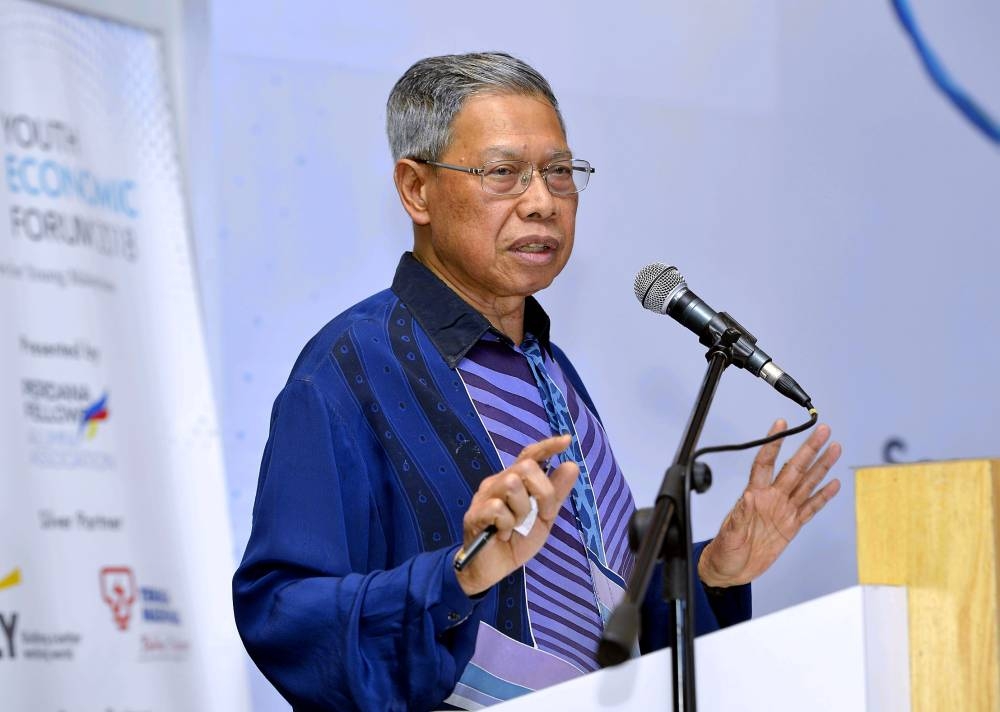 Datuk Seri Mustapa Mohamed says households in Sabah and Sarawak, as well as in the northern and eastern regions of Peninsular Malaysia are found to experience slower progress in regaining employment and income compared to those in other regions. ― Picture by Ham Abu Bakar.