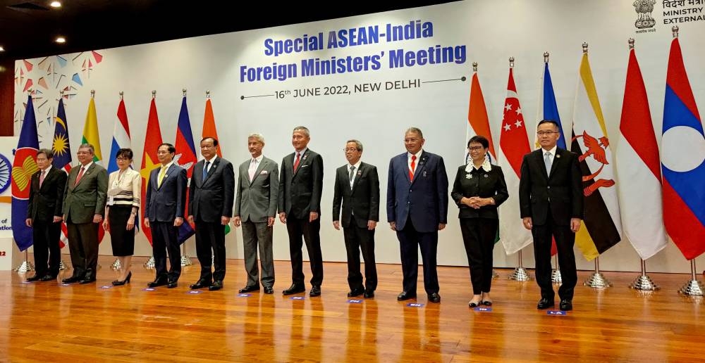Malaysian Foreign Minister Datuk Seri Saifuddin Abdullah (second, left) at the Asean-India Foreign Ministers' meeting in New Delhi June 16, 2022. ― Bernama pic
