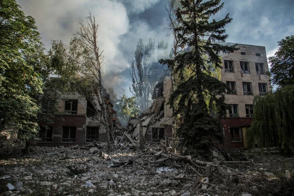 ‘Fierce battles’ outside Ukraine’s Severodonetsk