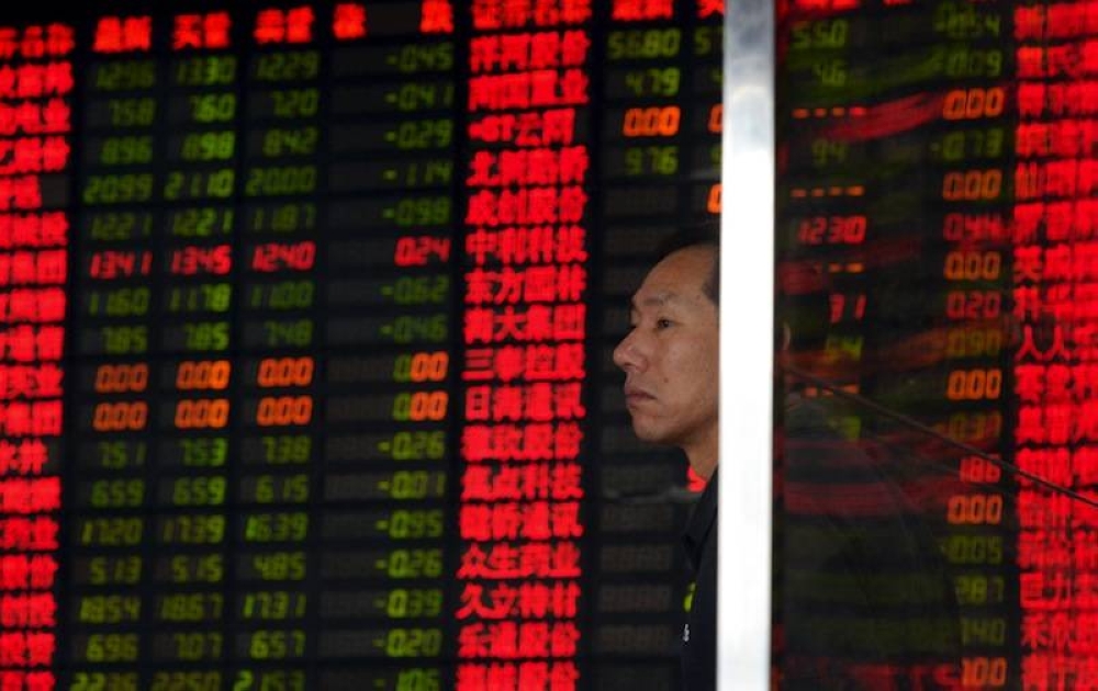 Investors are continuing to assess how worried they need to be about central banks pushing the world economy into recession as they attempt to curb red hot inflation with interest rate increases. — Reuters pic