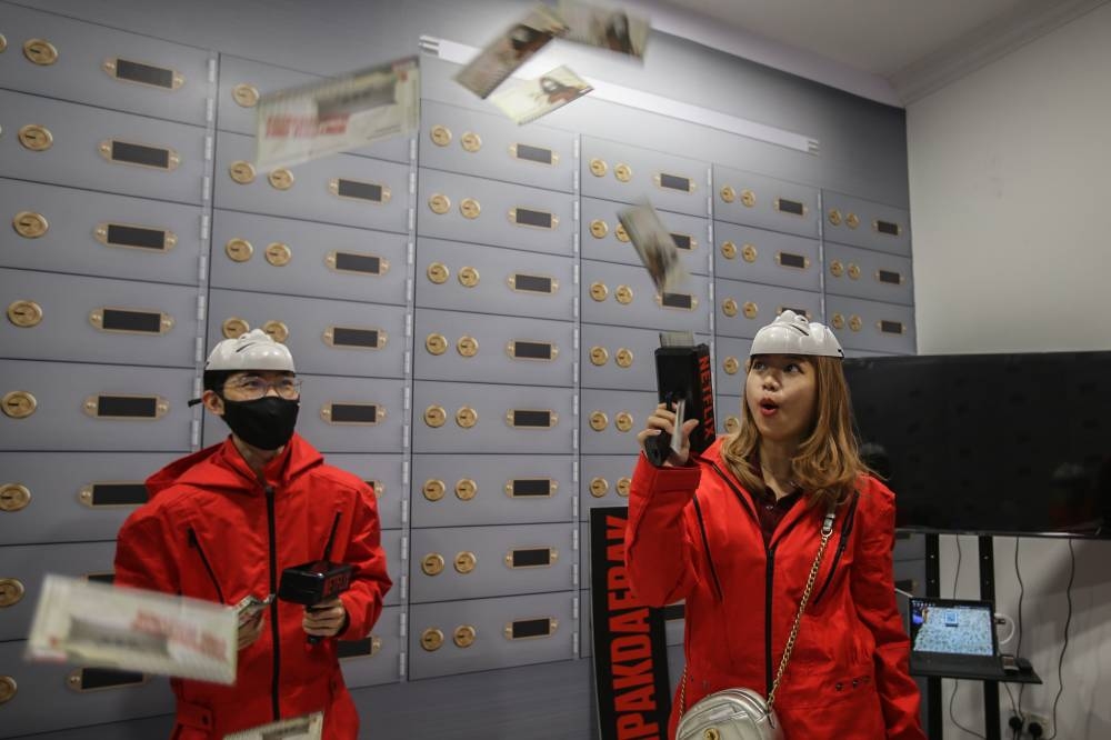 Pull off the heist, just like we did. — Picture by Ahmad Zamzahuri