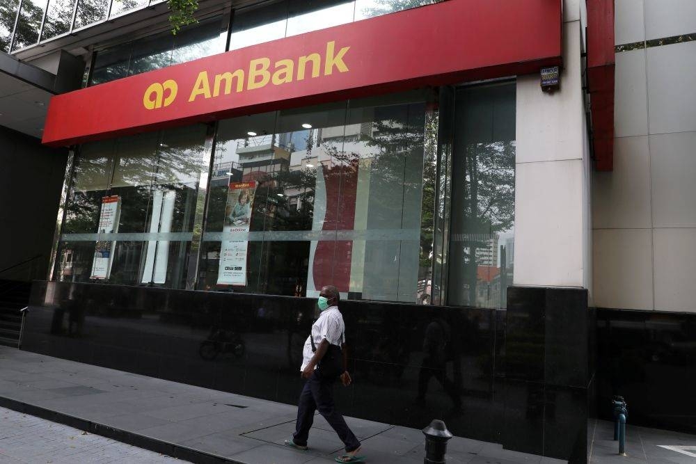 Azman said he acknowledged that the market has been discussing a merger between RHB Bank and AmBank for some time but no progress has been made. — Reuters pic