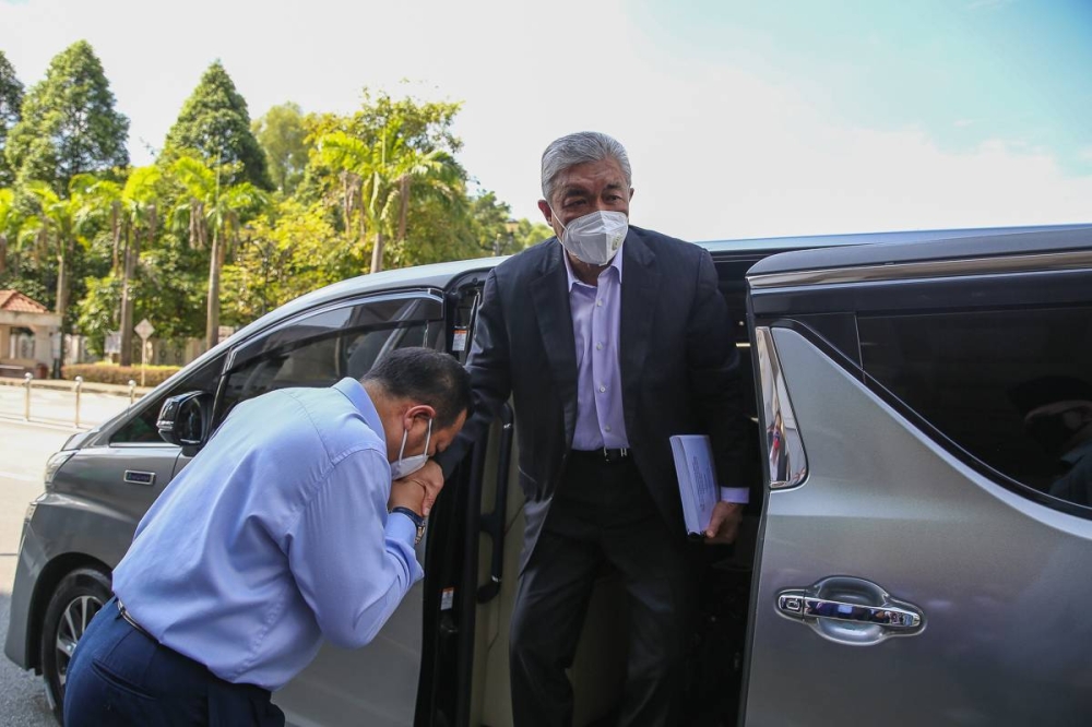 Datuk Seri Ahmad Zahid Hamidi arrives at the Kuala Lumpur High Court June 28, 2022. — Picture by Yusof Mat Isa