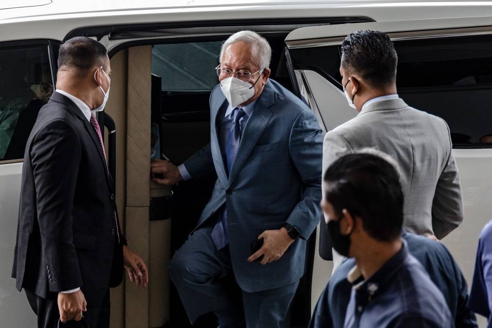 Datuk Seri Najib Razak is pictured at the Kuala Lumpur High Court, June 23, 2022. — Picture by Firdaus Latif