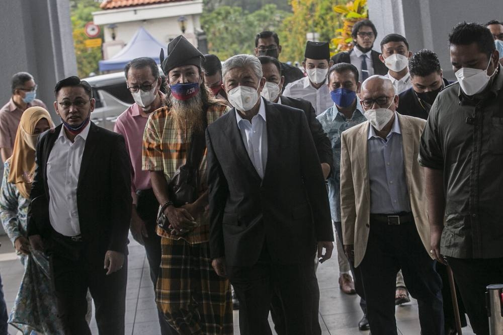 Datuk Seri Ahmad Zahid Hamidi arrives at the Kuala Lumpur High Court June 30, 2022. — Picture by Hari Anggara