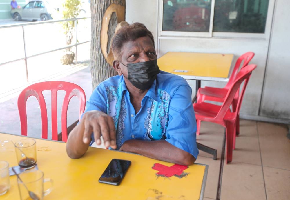 Pensioner R Lingam, 71 from Kampung Goh Hong, Langkap, shares his views on Pasir Salak MP Datuk Seri Tajuddin Abdul Rahman, June 30, 2022. — Picture by Farhan Najib