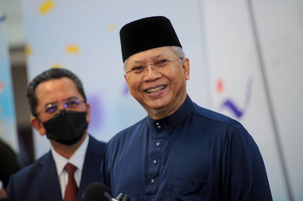 Annuar said he was asked by Umno president Datuk Seri Ahmad Zahid Hamidi to not sign the SD.. — Bernama pic