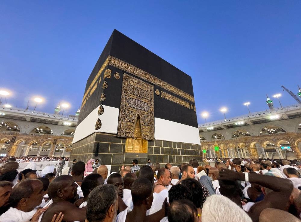 Muslim pilgrims circle the Kaaba and pray at the Grand mosque in the holy city of Mecca, Saudi Arabia, July 1, 2022. Health director-general Tan Sri Dr Noor Hisham Abdullah today said the Saudi Arabian government has never issued the confirmation because zam zam water cannot be exported and traded. — Reuters pic 