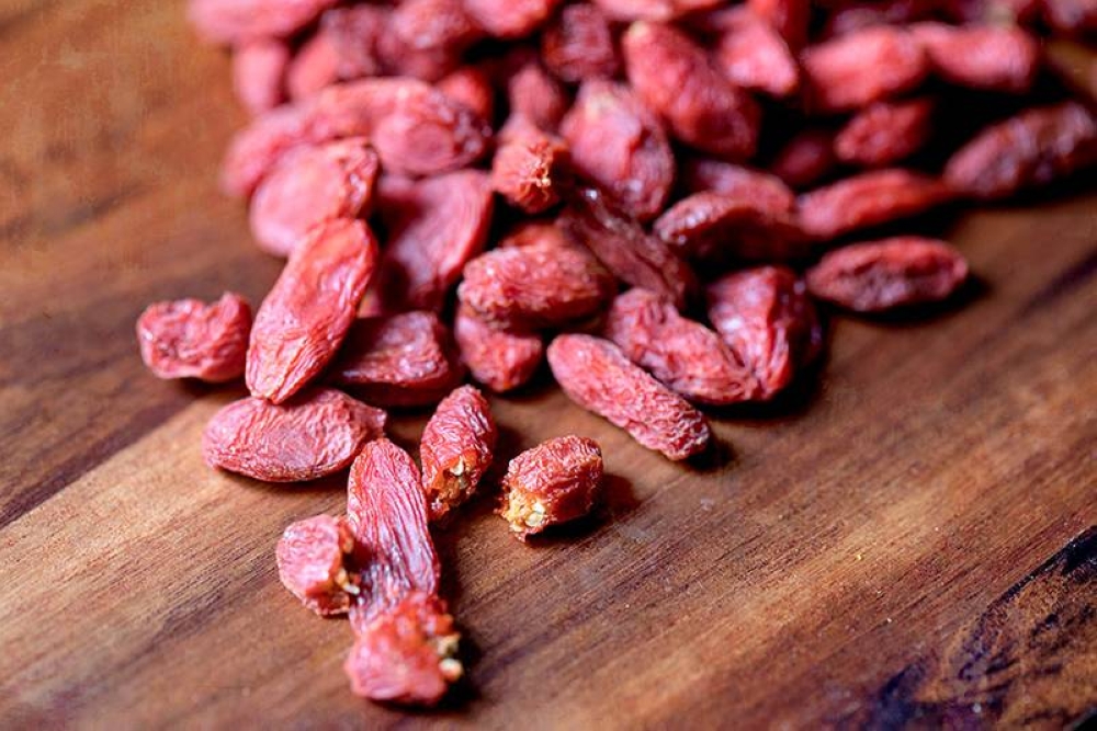 The best goji berries have a clean, vibrant hue, rather than being discoloured.