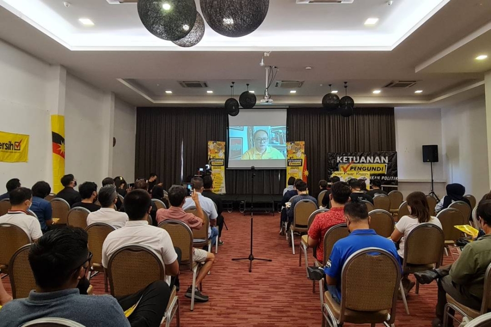 Fann speaks virtually at Bersih’s townhall session today. — Borneo Post pic