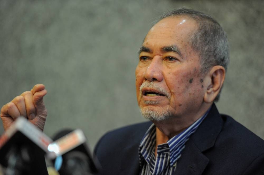 Minister in the Prime Minister’s Department (Parliament and Law) Datuk Seri Wan Junaidi Tuanku Jaafar said the Cabinet has provisionally approved the Bill for tabling pending minor adjustments. — Picture by Shafwan Zaidon