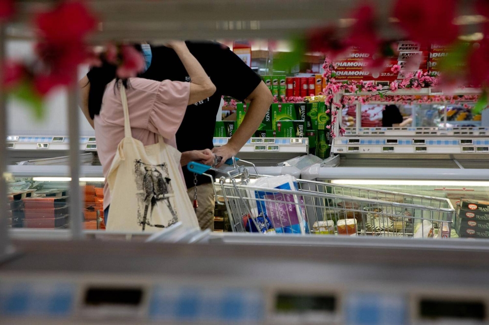 Several Members of Parliament tabled questions about the rising cost of living that businesses and households face in the midst of rising inflation. ― TODAY pic