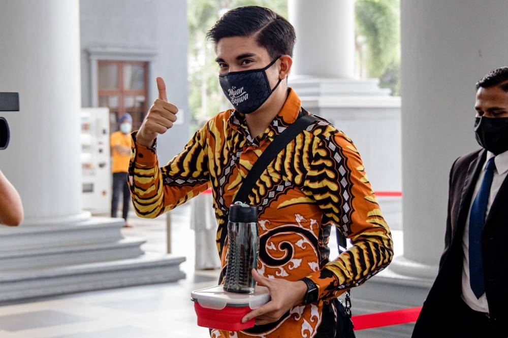Muar MP Syed Saddiq Syed Abdul Rahman is pictured at the Kuala Lumpur High Court in Kuala Lumpur July 5, 2022. — Picture by Firdaus Latif