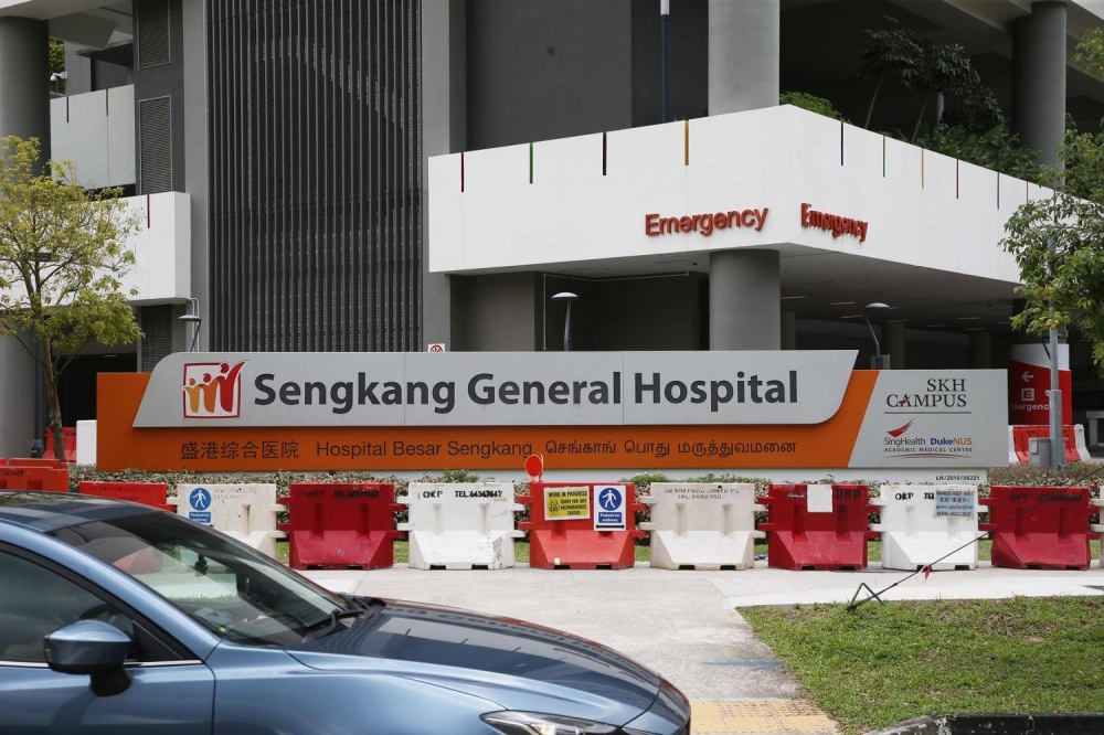 Patients warded in hospitals will be allowed only two pre-designated visitors for the duration of their admission from July 7 to August 3, 2022. ― TODAY pic