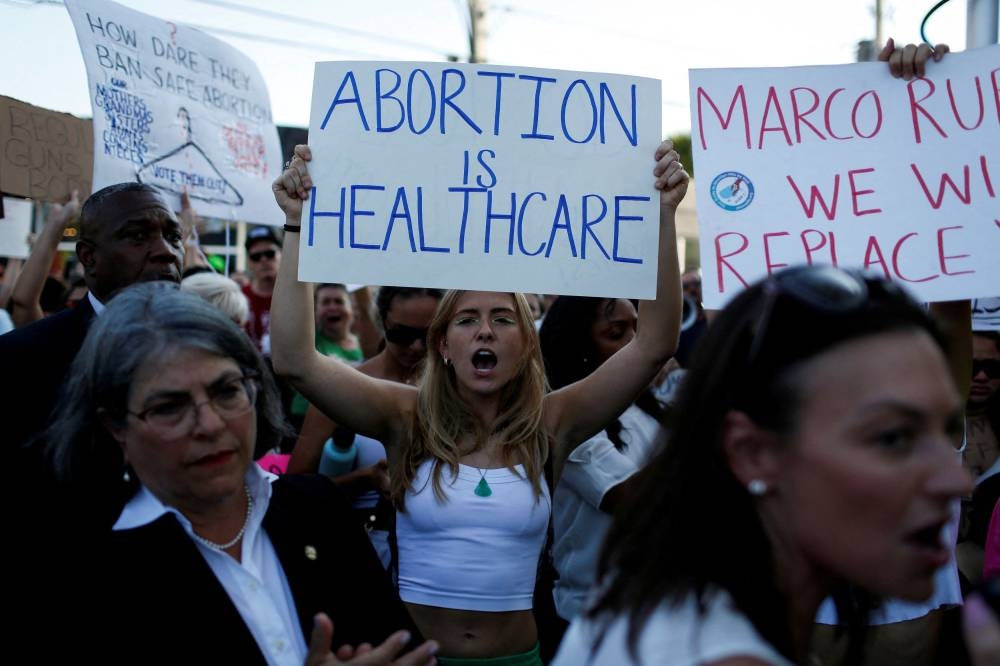Abortion bans in Florida, Mississippi allowed to take effect - Vimarsana News