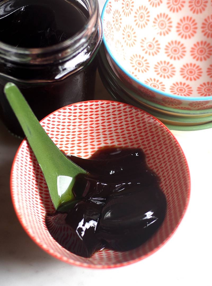You can also beat the heat with their herbal jelly drizzled with honey.