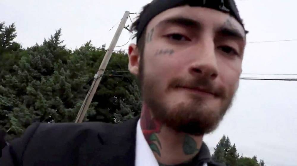 Officials: July 4 parade shooting suspect slipped past Illinois 'red ...
