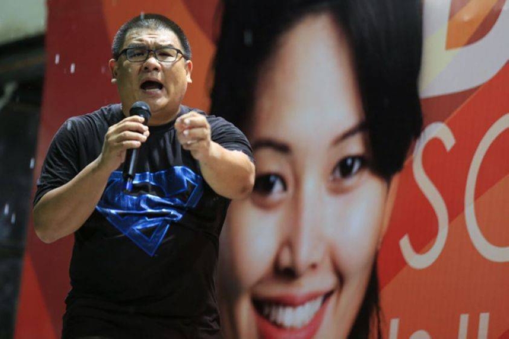 Justice Datuk P. Ravinthran, who delivered the court’s decision, granted Hew Kuan Yau, who is known by his moniker ‘Superman Hew’, a certiorari order to quash the Home Minister’s order to ban the book, and a mandamus order compelling the Home Ministry to return copies of the books that had been seized. — Picture by Saw Siow Feng    