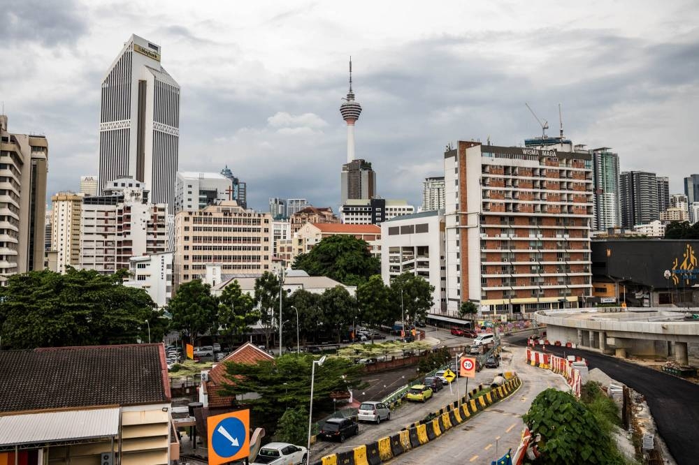 A general view of Kuala Lumpur on October 28, 2021. — Picture by Firdaus Latif