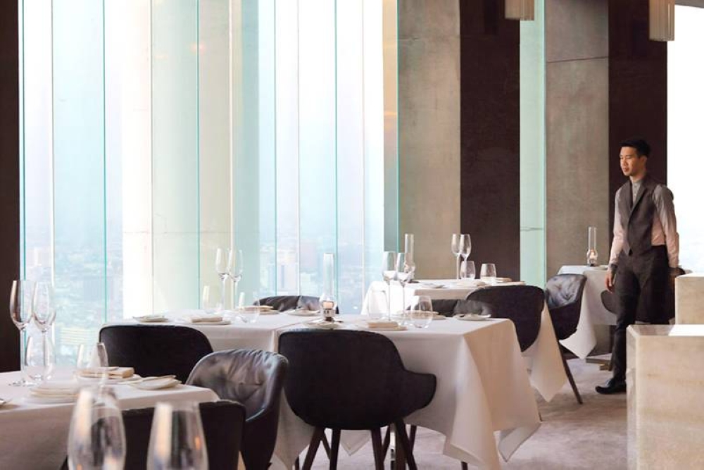 Michelin-starred restaurants such as Mezzaluna in Bangkok is led by the chef’s inspirations and influences.