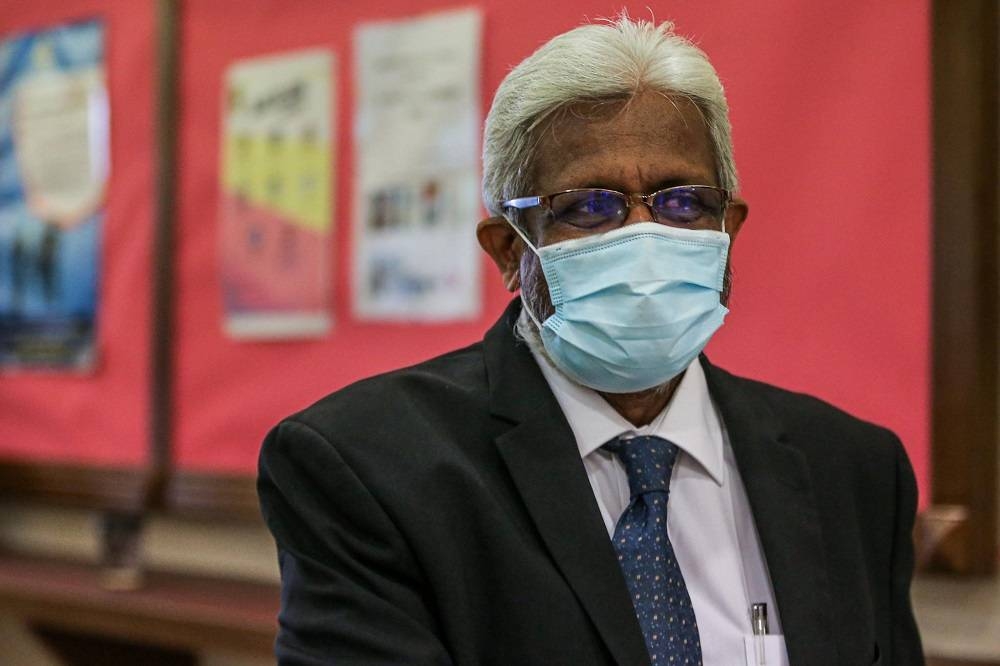 Lawyer Muralidharan Balan Pillai is pictured at the Kuala Lumpur Court August 13, 2020. — Picture by Hari Anggara