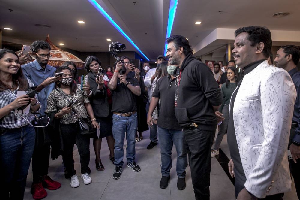 Madhavan greeting his fans at GSC, Nu Sentral on Thursday evening during the movie's Gala Show here. — Picture by Hari Anggara