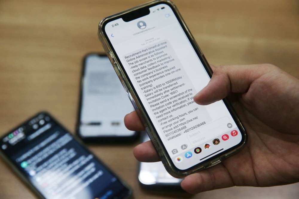 Malaysians have been urged to be watchful of job recruitment advertisements promising lucrative pay overseas. — Picture by Choo Choy May