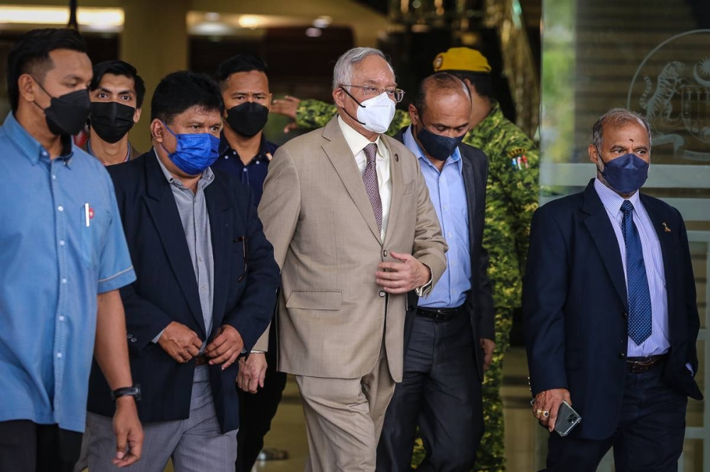 Former prime minister Datuk Seri Najib Razak leaves the Kuala Lumpur High Court Complex, July 14, 2022. — Picture by Yusof Mat Isa