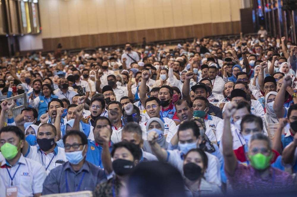 PKR members are seen at the 16th PKR Congress in Ideal Convention Centre (IDCC) Shah Alam July 17, 2022. — Picture by Hari Anggara