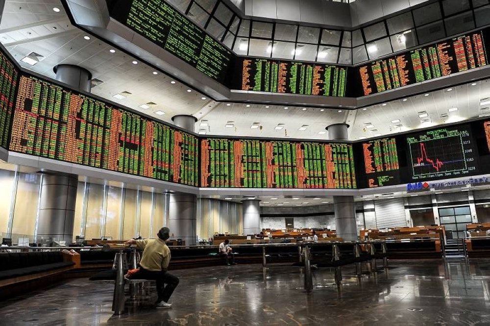 On the broader market, gainers led losers 190 to 116, while 199 counters were unchanged, 1,782 untraded and 20 others suspended. — Bernama pic