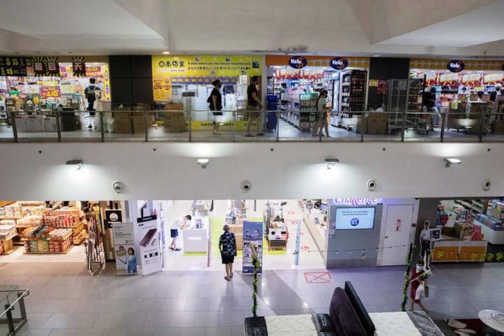 The Ministry of Trade and Industry proposes to introduce legislation to mandate compliance with the Code of Conduct for Leasing of Retail Premises in Singapore. ―TODAY pic