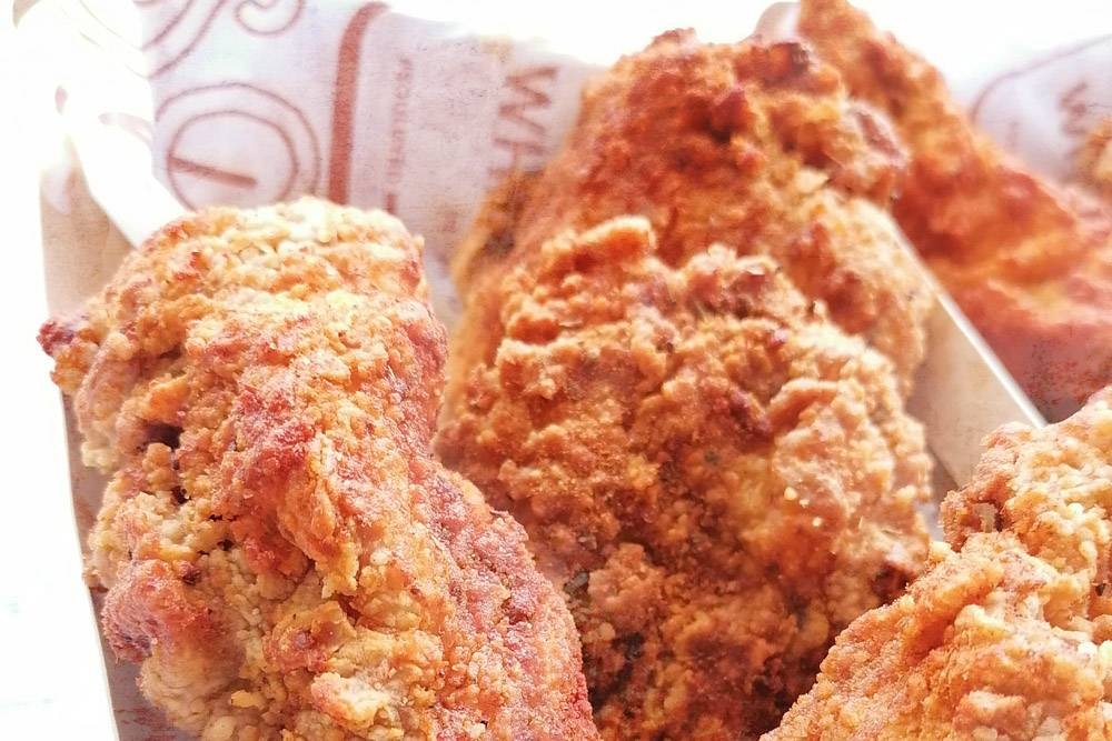 Soul Byrd’s signature Southern Fried Chicken Tenders quickly became their bestselling item.