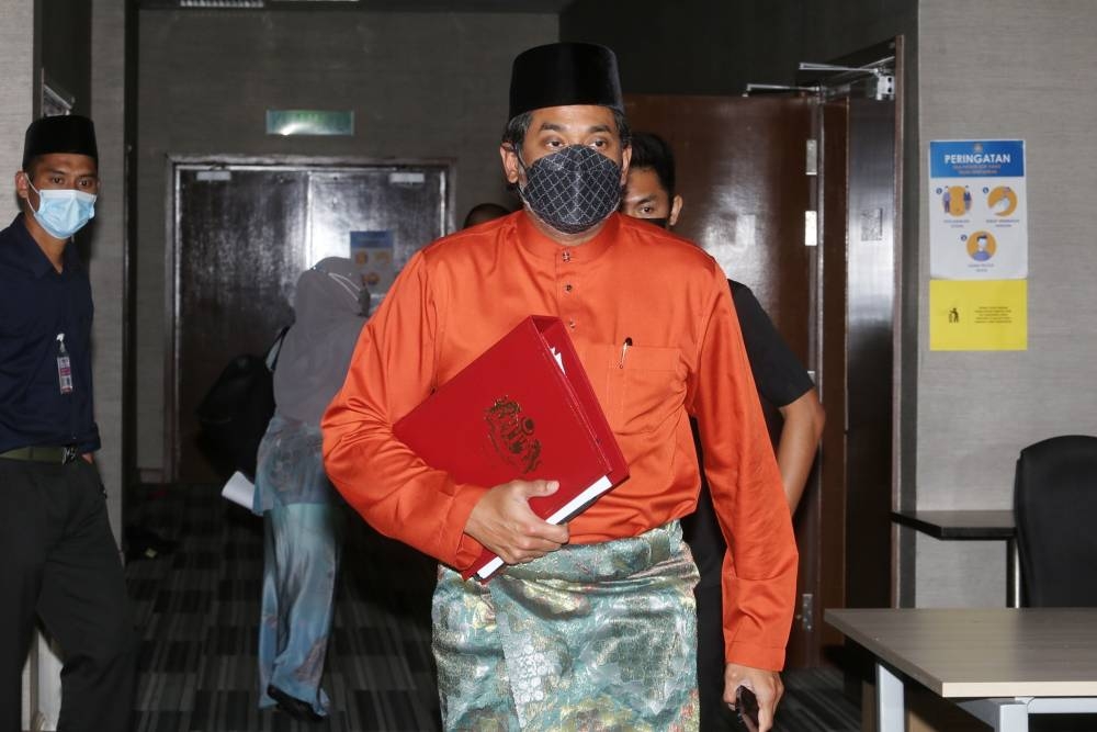 Health Minister Khairy Jamaluddin holds press conference in Parliament Media Centre in Kuala Lumpur July 8, 2022. — Picture by Choo Choy May