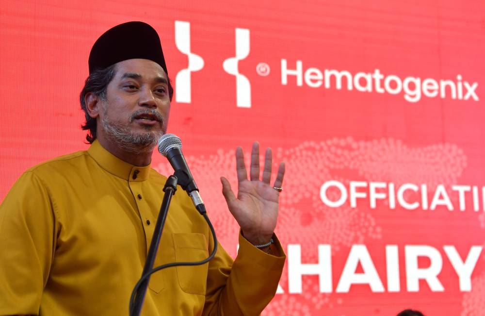 Health Minister Khairy Jamaluddin speaks during the launch of Hematogenix Malaysia, the country’s first central clinical oncology research laboratory in Cyberjaya July 22, 2022. — Bernama pic