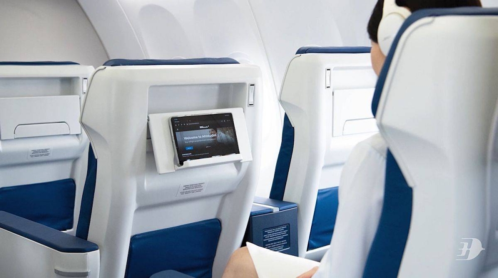 The airline appears to be using Safran's Z600 reclining seats with a 