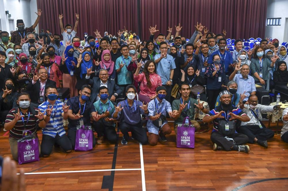 OKU Sentral president calls for sign language interpreters at MACC - Vimarsana News