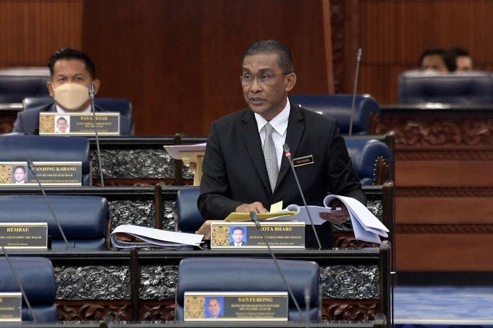 Energy and Natural Resources minister Datuk Seri Takiyuddin Hassan speaks during question and answer session at the Dewan Rakyat in Kuala Lumpur July 20, 2022. — Bernama pic